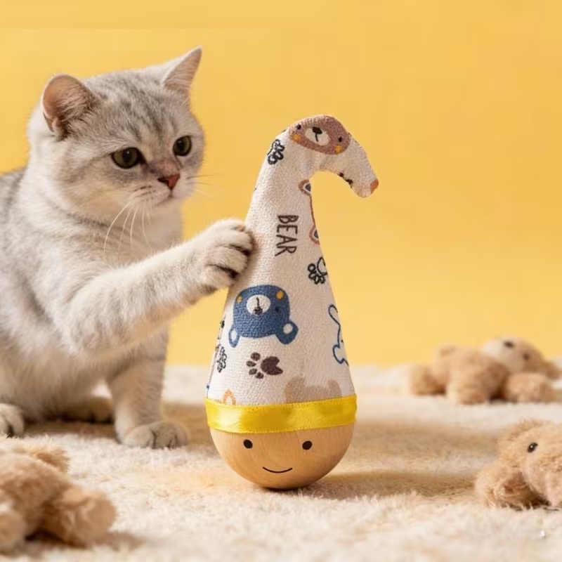 Wobble Cat Toy for Interactive Self-Play